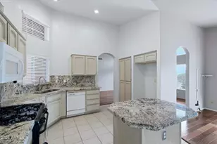 15251 W Verde Ln, Goodyear, AZ 85395 - Photo 8