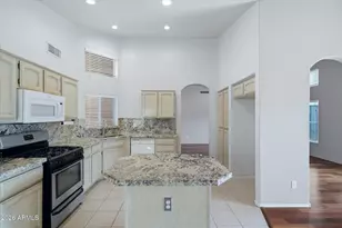15251 W Verde Ln, Goodyear, AZ 85395 - Photo 6
