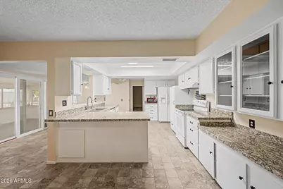 19817 N Sombrero Circle, Sun City, AZ 85373 - Photo 6