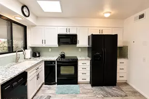 12430 W Marble Dr, Sun City West, AZ 85375 - Photo 20