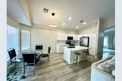 7709 W Wood Lane, Phoenix, AZ 85043 - Photo 10