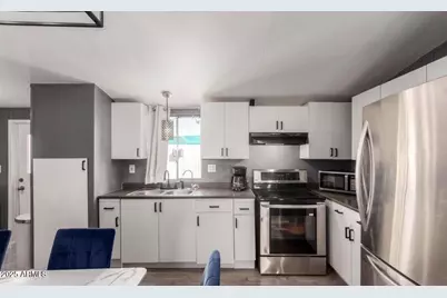 2605 W Van Buren Street #80, Phoenix, AZ 85009 - Photo 2