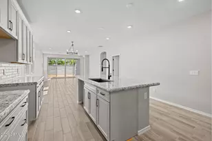 15784 W Georgia Dr W, Surprise, AZ 85379 - Photo 14