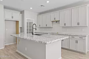 15784 W Georgia Dr W, Surprise, AZ 85379 - Photo 10