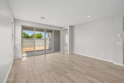 15784 W Georgia Drive W, Surprise, AZ 85379 - Photo 2