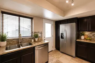 17842 N 41st Dr, Glendale, AZ 85308 - Photo 10