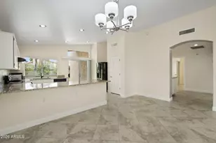 3527 E Kristal Way, Phoenix, AZ 85050 - Photo 14