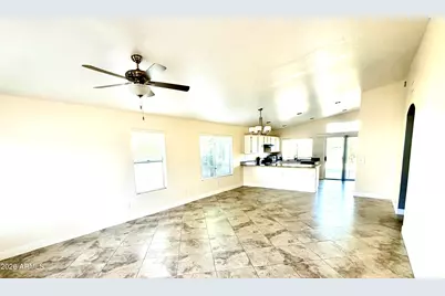 3527 E Kristal Way, Phoenix, AZ 85050 - Photo 2