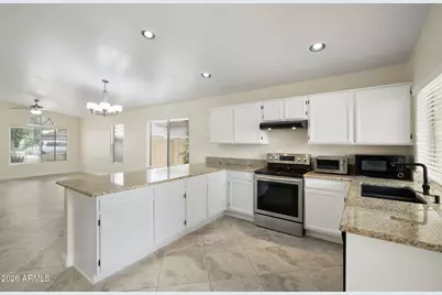 3527 E Kristal Way, Phoenix, AZ 85050 - Photo 18