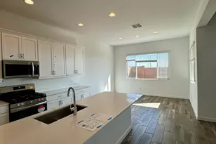 3173 W Peak View Rd, Phoenix, AZ 85083 - Photo 4
