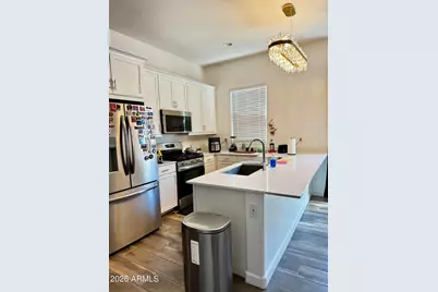 3173 W Peak View Road, Phoenix, AZ 85083 - Photo 2