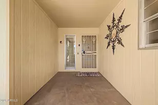 11426 N Blue Ridge Dr, Sun City, AZ 85351 - Photo 4