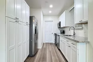 2012 N 24th Pl, Phoenix, AZ 85008 - Photo 8