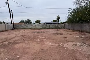 2012 N 24th Pl, Phoenix, AZ 85008 - Photo 20
