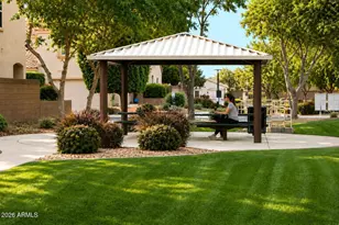 8773 W Dahlia Dr, Peoria, AZ 85381 - Photo 32
