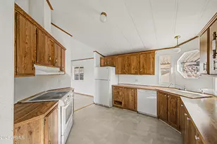401 E Queen Creek Dr, Queen Valley, AZ 85118 - Photo 10