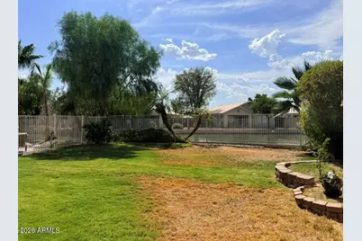 10828 W Monte Vista Road, Avondale, AZ 85392 - Photo 6