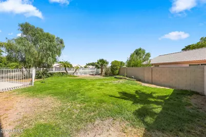 10828 W Monte Vista Road, Avondale, AZ 85392 - Photo 28
