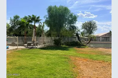 10828 W Monte Vista Road, Avondale, AZ 85392 - Photo 8