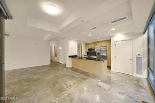7121 E Rancho Vista Dr, Scottsdale, AZ 85251 - Photo 20