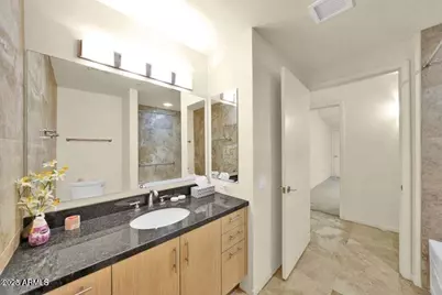 7121 E Rancho Vista Drive #2001, Scottsdale, AZ 85251 - Photo 12