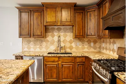 42275 W Calle Street, Maricopa, AZ 85138 - Photo 8