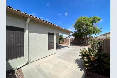 15796 W Latham Street, Goodyear, AZ 85338 - Photo 32
