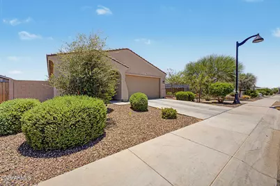 35275 W Vera Cruz Drive, Maricopa, AZ 85138 - Photo 2