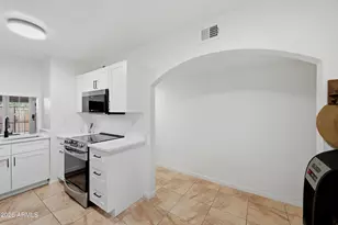 3002 N 32nd St, Phoenix, AZ 85018 - Photo 10