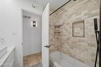 3002 N 32nd Street #5, Phoenix, AZ 85018 - Photo 18