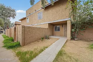 6902 W Devonshire Ave, Phoenix, AZ 85033 - Photo 1