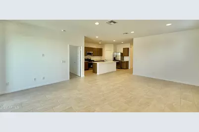 3254 N 98th Lane, Phoenix, AZ 85037 - Photo 6
