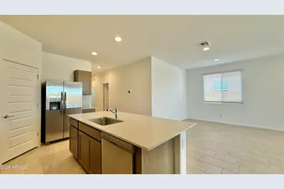 3254 N 98th Lane, Phoenix, AZ 85037 - Photo 4