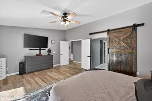 2174 S Stuart Ave, Gilbert, AZ 85295 - Photo 32
