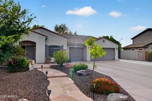 2174 S Stuart Ave, Gilbert, AZ 85295 - Photo 4