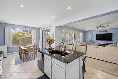 15139 W Ventura Street, Surprise, AZ 85379 - Photo 10