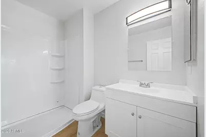 3810 N Maryvale Parkway #2016, Phoenix, AZ 85031 - Photo 16