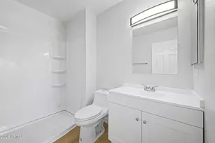 3810 N Maryvale Pkwy, Phoenix, AZ 85031 - Photo 16