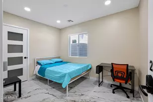 725 E Encanto Dr, Tempe, AZ 85281 - Photo 22