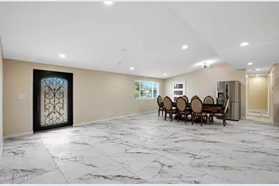725 E Encanto Drive, Tempe, AZ 85281 - Photo 1