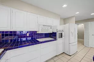 10606 W Campana Dr, Sun City, AZ 85351 - Photo 16