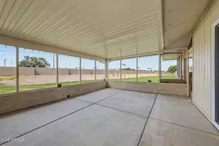 10606 W Campana Dr, Sun City, AZ 85351 - Photo 32
