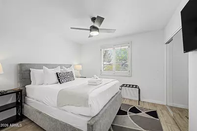 8330 E Monte Vista Road, Scottsdale, AZ 85257 - Photo 24