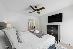 8330 E Monte Vista Rd, Scottsdale, AZ 85257 - Photo 20