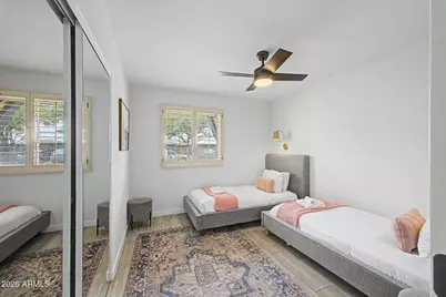 8330 E Monte Vista Road, Scottsdale, AZ 85257 - Photo 22