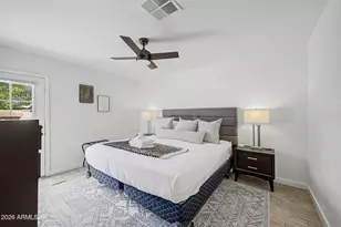 8330 E Monte Vista Rd, Scottsdale, AZ 85257 - Photo 18