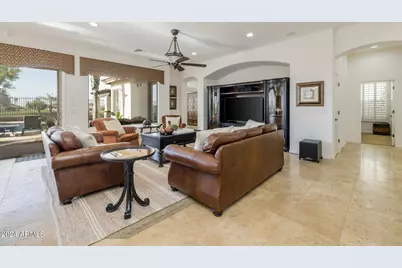 4176 E Clubview Drive, Gilbert, AZ 85298 - Photo 4
