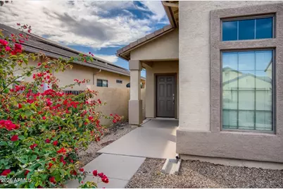 797 W Agrarian Hills Drive, San Tan Valley, AZ 85143 - Photo 2