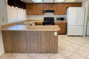 4746 W Aster Dr, Glendale, AZ 85304 - Photo 6