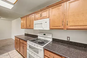 14300 W Bell Rd, Surprise, AZ 85374 - Photo 10